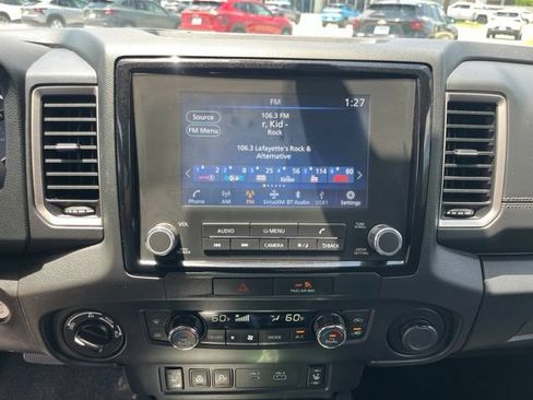 Used 2022 Nissan Frontier SV AWD/4WD image 21