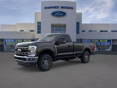 New 2025 Ford F350 XLT w/ 360-Degree Camera Package AWD/4WD image 1