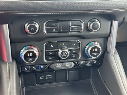 Certified 2024 GMC Yukon SLT image 37