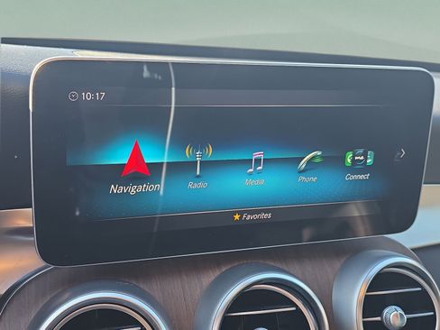 Used 2019 Mercedes-Benz C 300 Sedan image 16