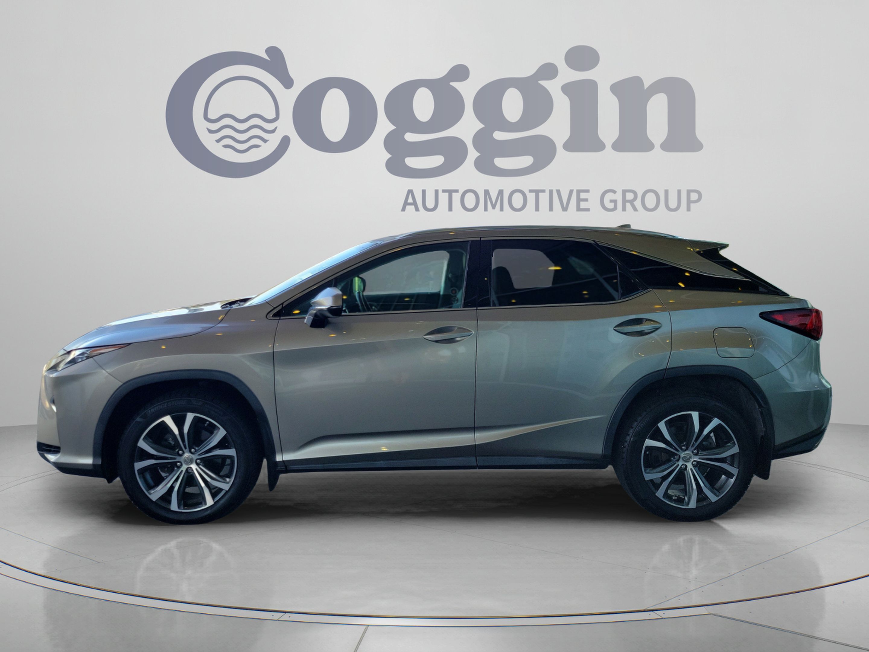 Used 2017 Lexus RX 350 AWD image 2