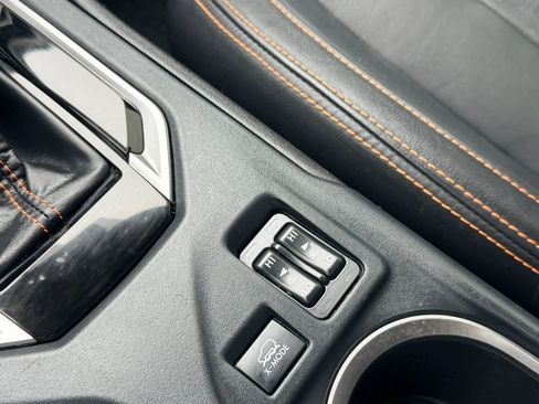 Used 2018 Subaru Crosstrek 2.0i Limited image 19