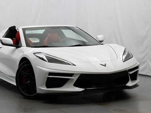 Certified 2023 Chevrolet Corvette Stingray Preferred Conv w/ Z51 Performance Package image 3