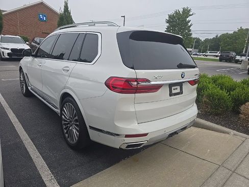 Used 2019 BMW X7 xDrive50i w/ Dynamic Handling Package AWD/4WD image 4