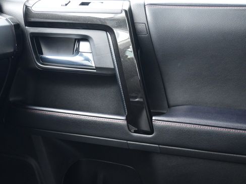 Used 2022 Toyota 4Runner TRD Off-Road Premium image 32