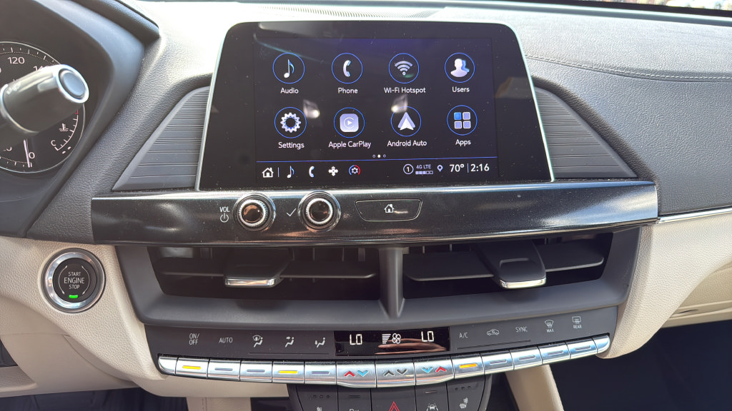 Used 2022 Cadillac CT4 Luxury w/ Cold Weather Package AWD/4WD image 30