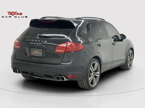 Used 2013 Porsche Cayenne Turbo image 7