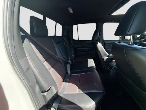 Used 2023 Honda Ridgeline Black Edition image 30