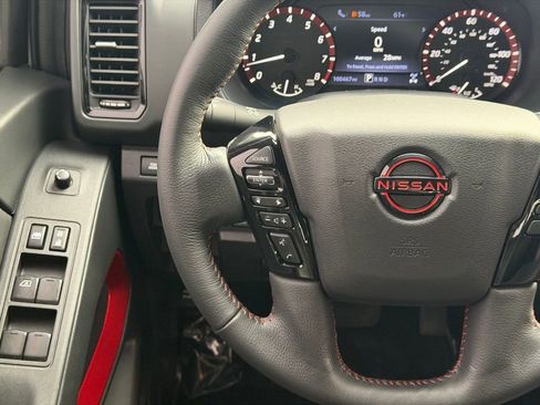 Used 2023 Nissan Frontier PRO-4X w/ Pro-4X Premium Package image 29