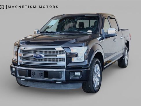 Used 2015 Ford F150 Platinum w/ Equipment Group 701A Luxury image 6