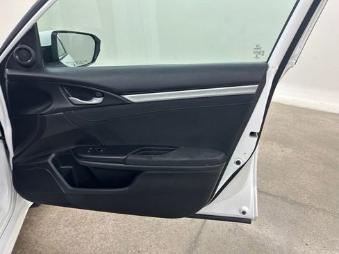 Used 2018 Honda Civic EX-T image 19