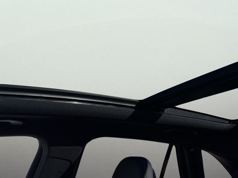 Certified 2026 Mercedes-Benz GLC 300 4MATIC image 18