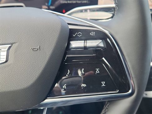 New 2026 Cadillac Lyriq Premium Luxury image 18