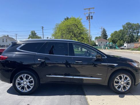 Used 2018 Buick Enclave Avenir w/ Trailering Package AWD/4WD image 3