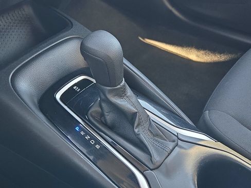 Certified 2024 Toyota Corolla LE FWD image 17