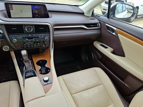 Used 2019 Lexus RX 350 AWD w/ Navigation Package image 16