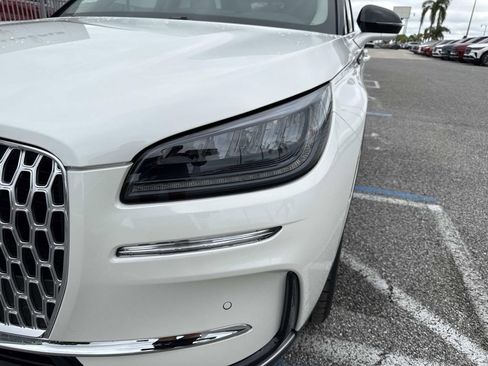 New 2026 Lincoln Corsair Premiere image 9