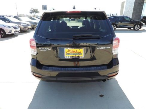 Used 2018 Subaru Forester 2.5i Touring w/ Popular Package #3B image 6