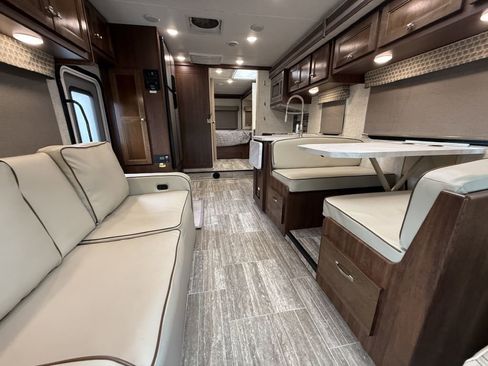 Used 2019 Ford E-450 and Econoline 450 Super Duty w/ Motorhome Prep Package RWD image 44