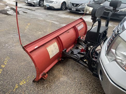 Used 2010 Ford F150 XLT image 8