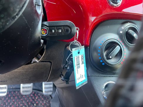 Used 2013 FIAT 500 Abarth FWD image 30