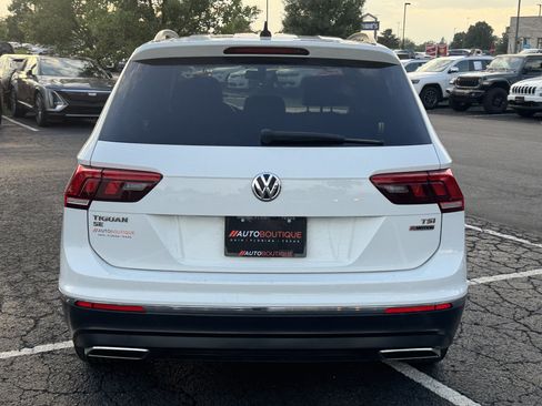 Used 2018 Volkswagen Tiguan SE w/ 18" Alloy Wheels Package AWD/4WD image 11