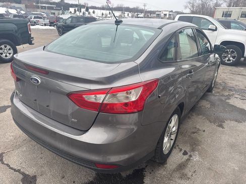 Used 2014 Ford Focus SE image 6