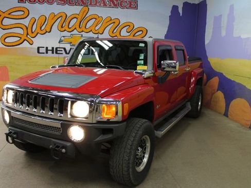 Used 2009 HUMMER H3T w/ Appearance Package AWD/4WD image 4