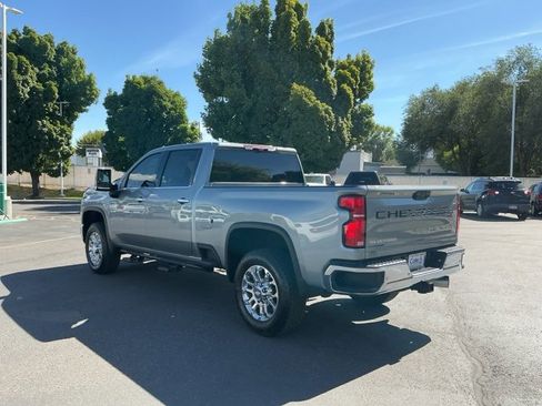 Used 2024 Chevrolet Silverado 2500 LTZ w/ LTZ Premium Package image 7