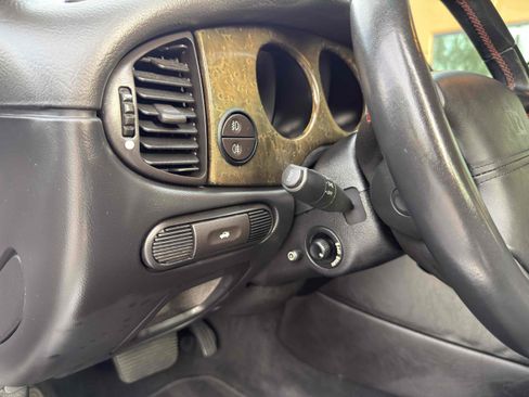 Used 2002 Jaguar XJ8 image 76