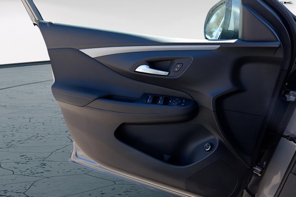 New 2026 Buick Envista Sport Touring w/ Convenience I Package FWD image 19