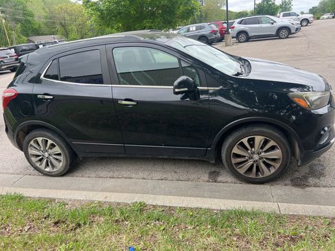 Used 2017 Buick Encore Preferred FWD image 4