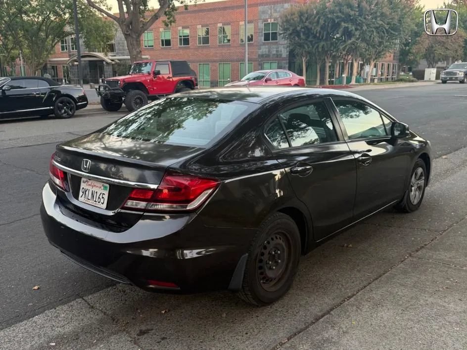 Used 2013 Honda Civic LX image 5