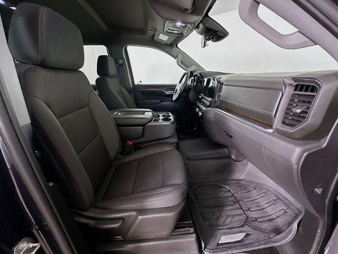 Used 2024 GMC Sierra 1500 Elevation image 30