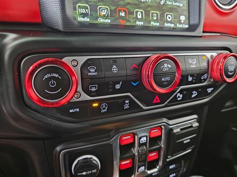 Used 2020 Jeep Wrangler Unlimited Rubicon AWD/4WD image 50