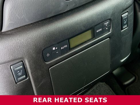 Used 2024 Nissan Armada Platinum w/ Captain's Chairs Package image 28