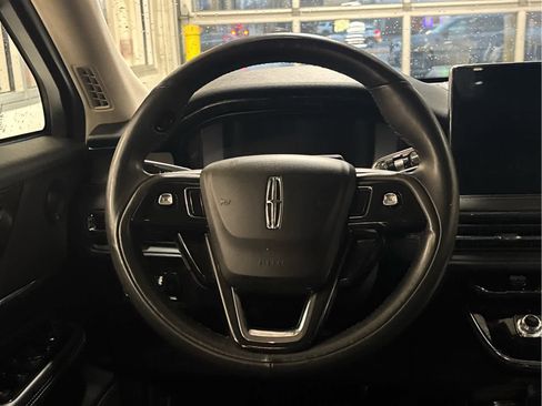 Used 2023 Lincoln Corsair Reserve w/ Equipment Group 202A image 10