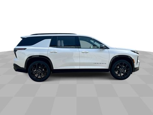 Certified 2024 Chevrolet Traverse RS w/ LPO, Floor Liner Package AWD/4WD image 10