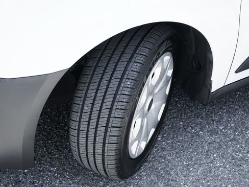 Used 2018 Ford Transit Connect XL image 40