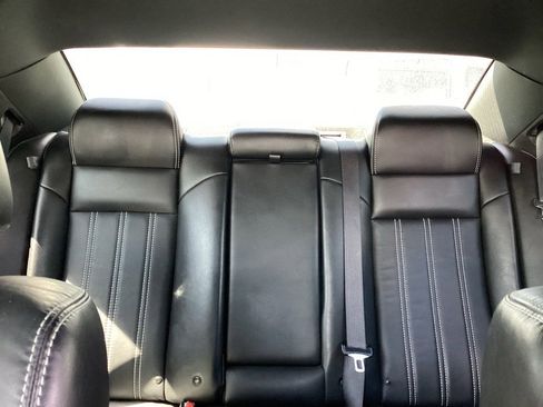 Used 2021 Chrysler 300 S image 5