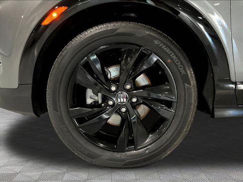 Used 2024 Buick Encore GX Sport Touring FWD image 32
