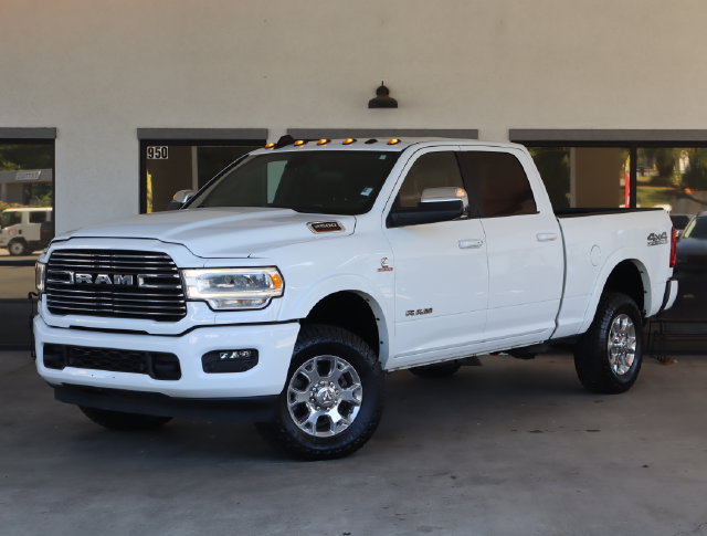 Used 2022 RAM 2500 Laramie AWD/4WD image 1