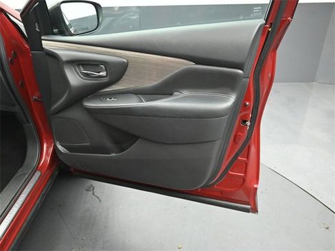 Used 2017 Nissan Murano Platinum w/ Platinum Technology Package image 34