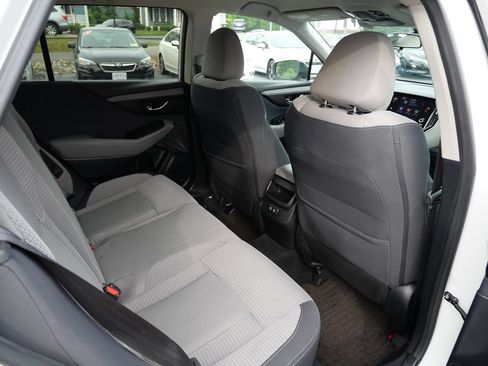 Used 2020 Subaru Outback Premium AWD/4WD image 29