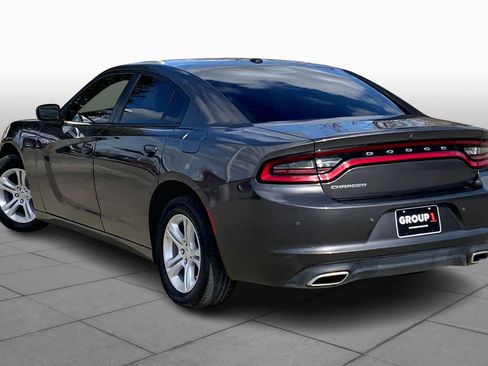 Used 2022 Dodge Charger SXT image 11