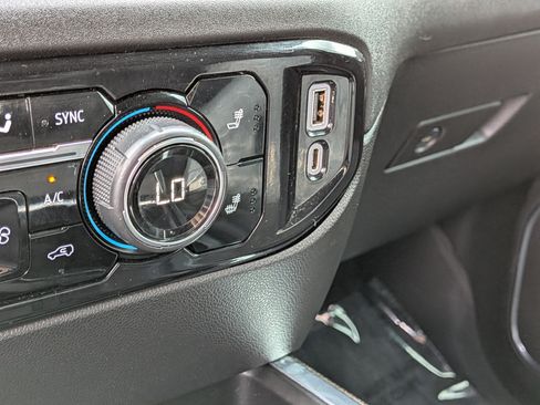 Used 2023 Chevrolet Silverado 1500 RST w/ Convenience Package II AWD/4WD image 32