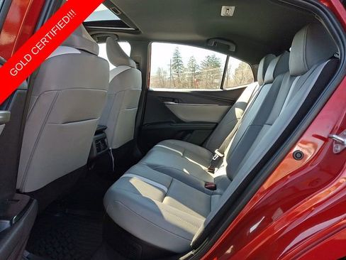 Certified 2025 Toyota Camry SE w/ Convenience Package image 10