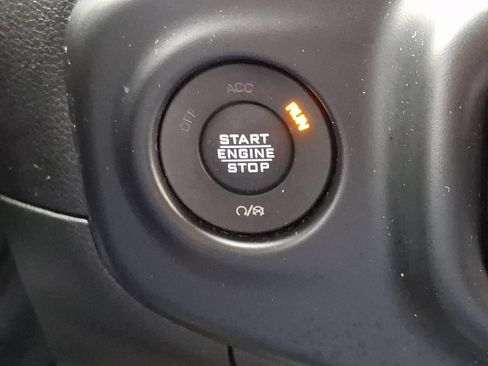 Used 2022 Jeep Wrangler Unlimited Sport AWD/4WD image 24