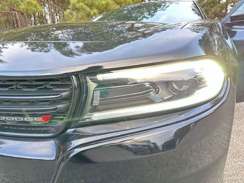 Used 2022 Dodge Charger SXT image 30