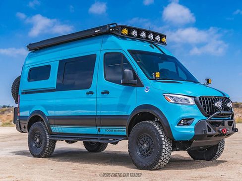 Used 2024 Mercedes-Benz Sprinter 2500 image 10